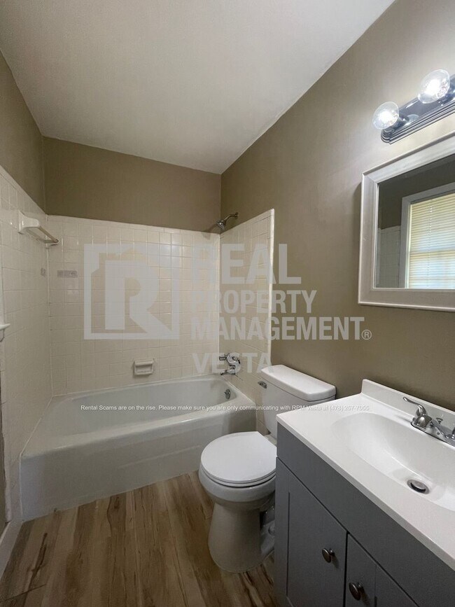 Building Photo - 1575 Winston Dr