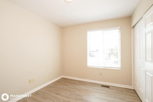 Building Photo - 1493 S 500 E