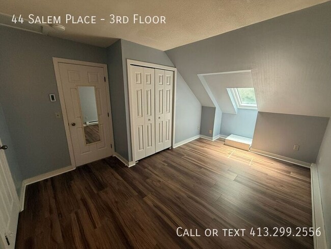 Building Photo - 44 Salem Pl