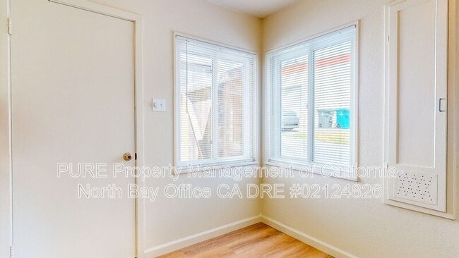 Building Photo - 4942 Sonoma Hwy