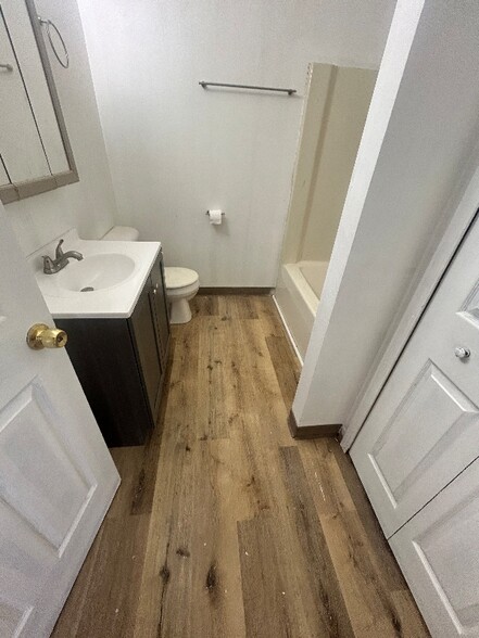 Building Photo - 2614 Reo Rd