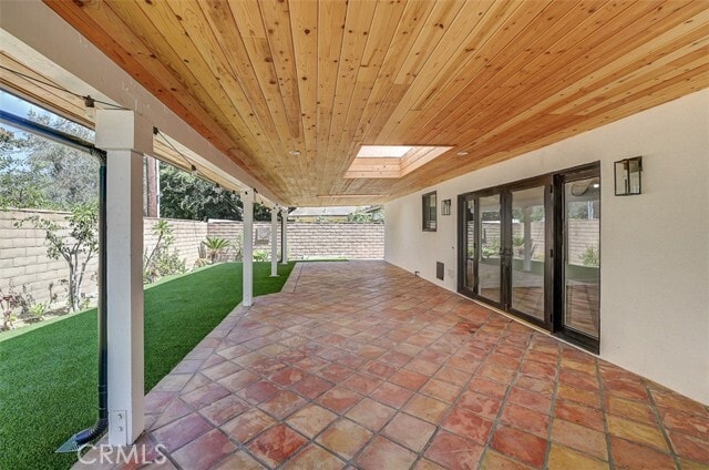 Building Photo - 380 Mira Loma Pl