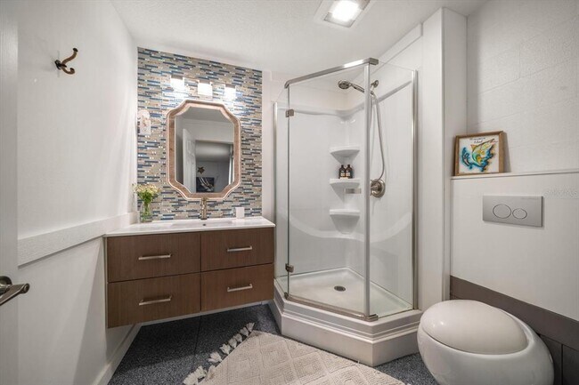 Building Photo - 109 Peterson Ln