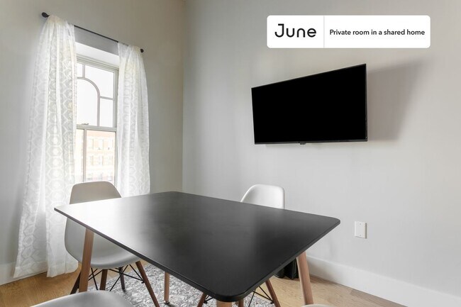 Building Photo - Room in Shared 3 bed/1 bath home in Central Harlem