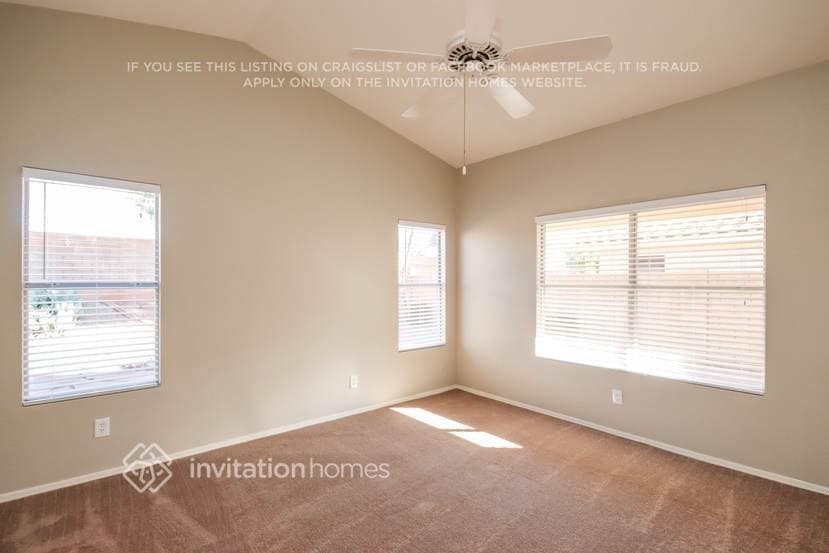 Building Photo - 12534 W Edgemont Ave