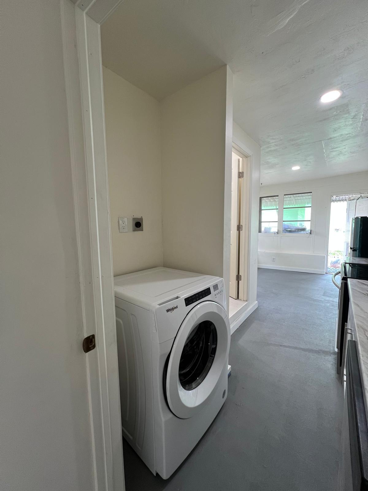 Building Photo - 6980 NW 25th St