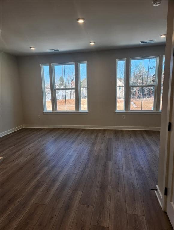 Building Photo - 852 Woods Chapel Rd