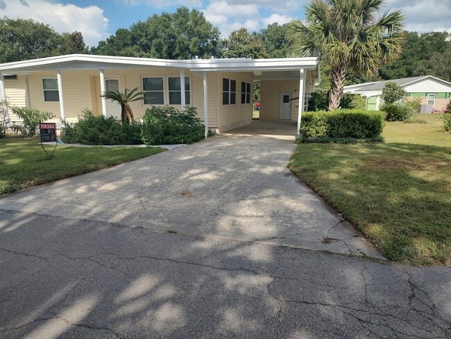 Building Photo - 15 NE 63rd Ct