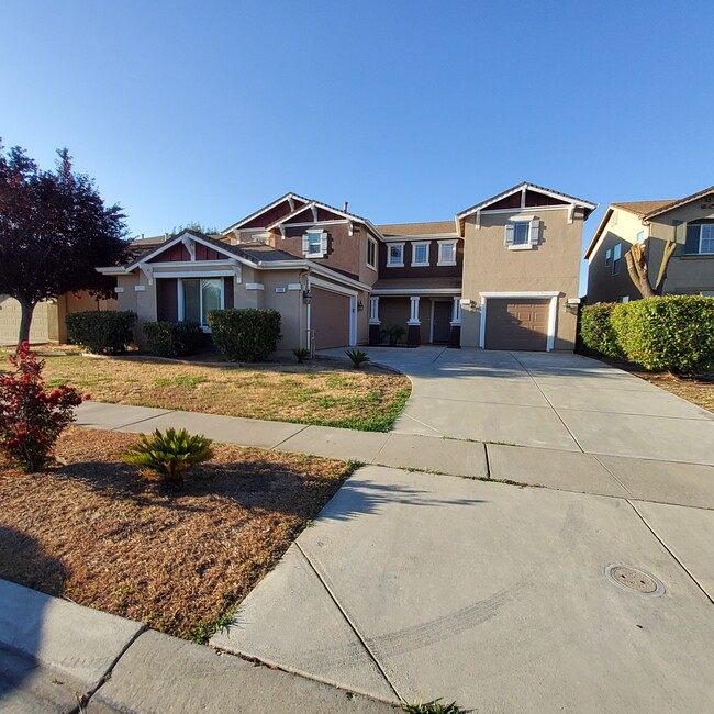 Building Photo - 1560 Maryclair Dr