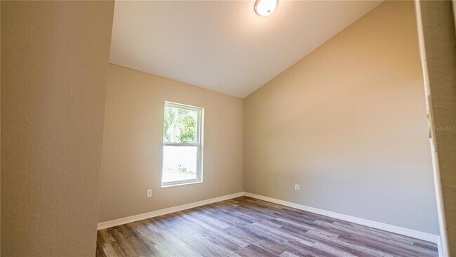 Building Photo - 13572 SE 102nd Ct