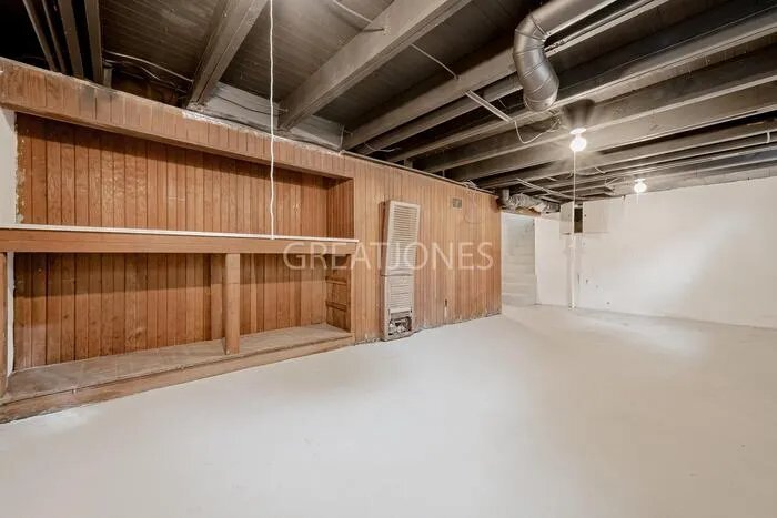 Building Photo - 812 N Elm Ave