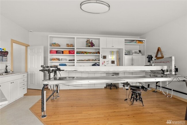 Building Photo - 20 E Case View Pl