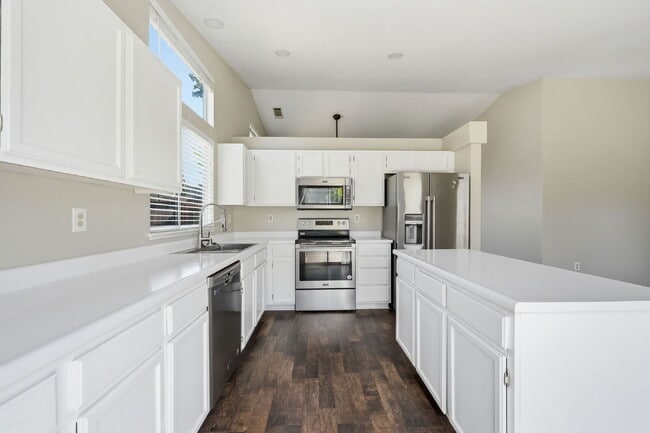 Building Photo - 3 Bedroom Home with RV/Boat Parking, Large Yard & Chicken Coop – Cul-de-Sac Location Near Kids Ki...