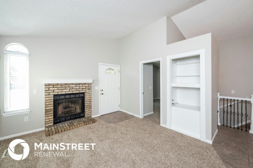 Building Photo - 4766 S Zeno St