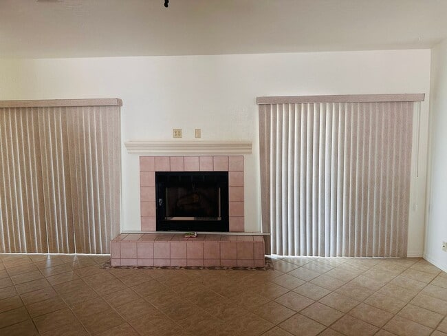 Building Photo - Long Term Rental