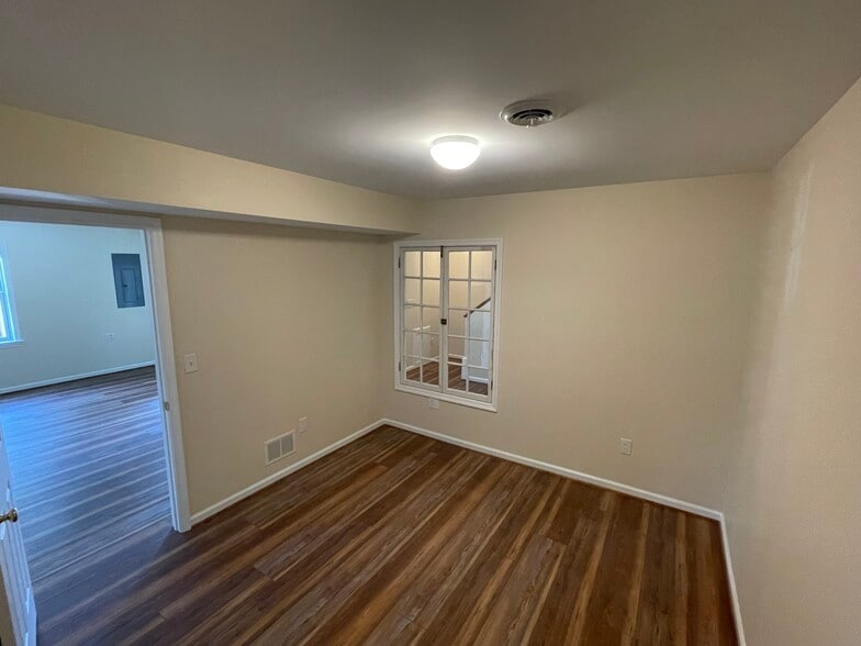 Front Bedroom/Office - 825 Nalle St