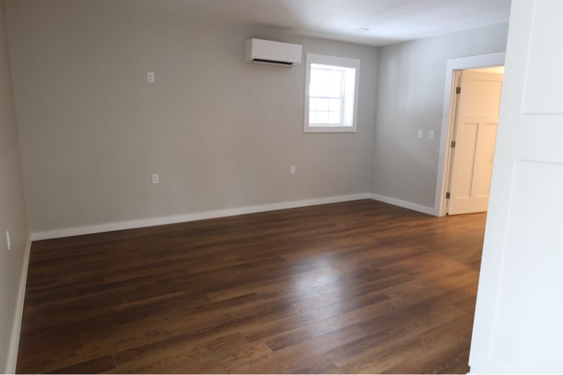 Building Photo - 15 Maplewood Dr