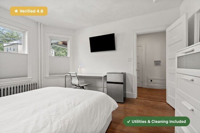 Building Photo - Furnished Bedroom in Jamaica Plain