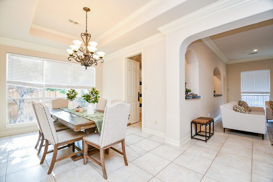 Building Photo - 14206 Jade Cove Dr