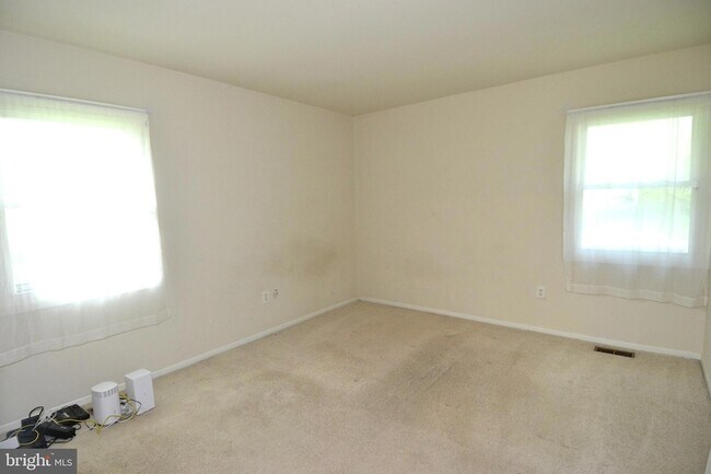 Building Photo - 3717 Irongate Ln
