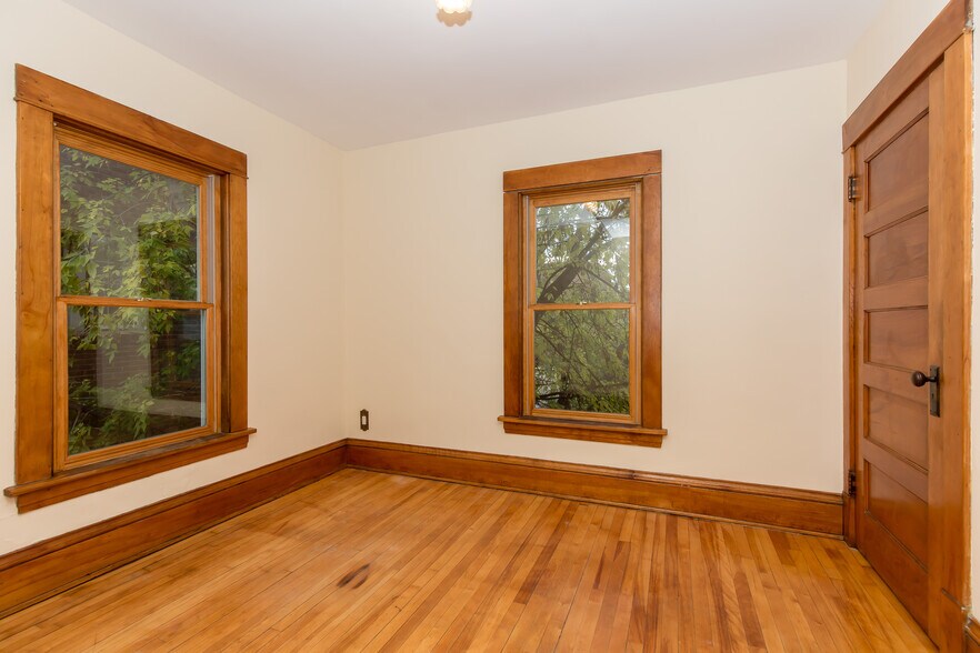 Bedroom #2 main floor - 715 5th St SE