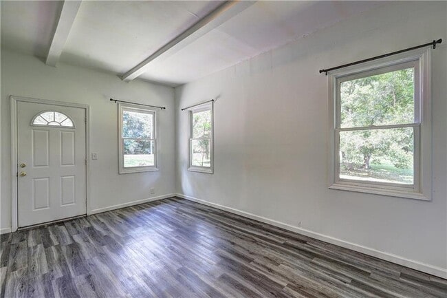 Building Photo - 2739 Hickory Flat Hwy