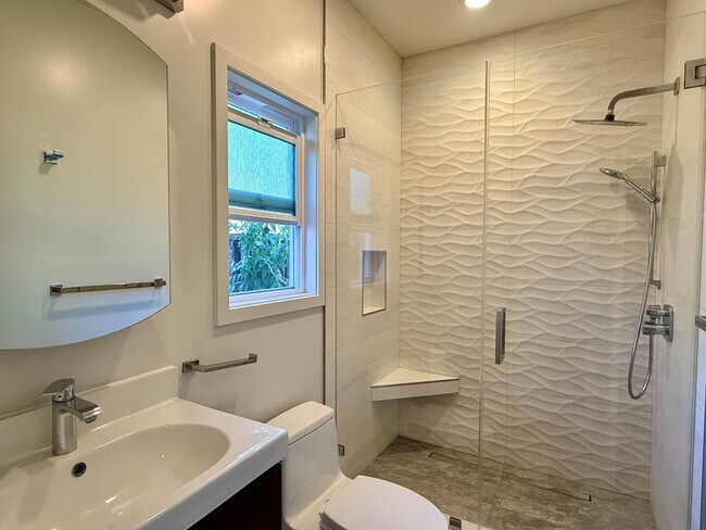 Building Photo - 1111 Pippin Creek Ct