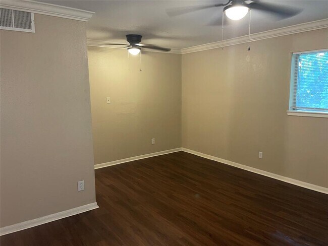 Building Photo - 4710 Airport Blvd