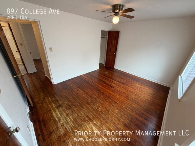 Building Photo - 897 College Ave