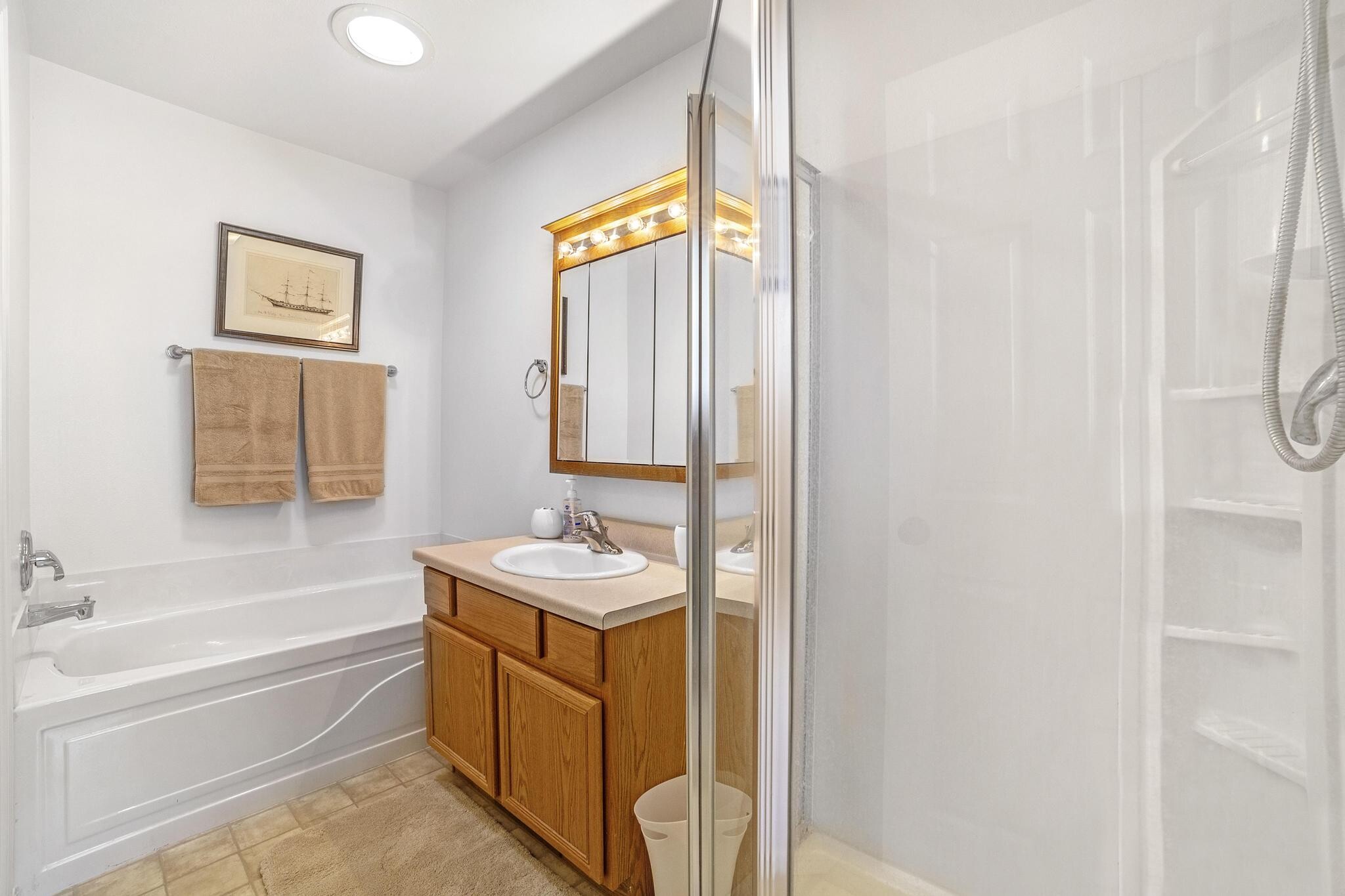 Building Photo - 209 Long Island Ave