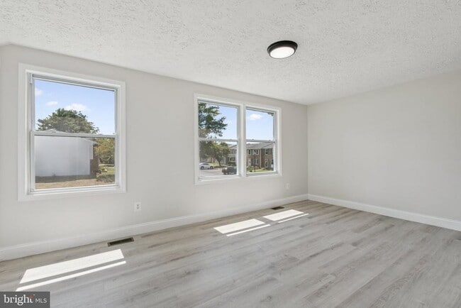 Building Photo - 3364 Longbow Ct