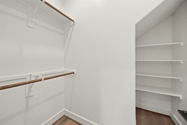 Building Photo - 2649 Seaglass Vw Dr