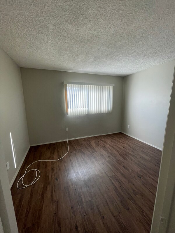 Building Photo - 518 N Anna Dr