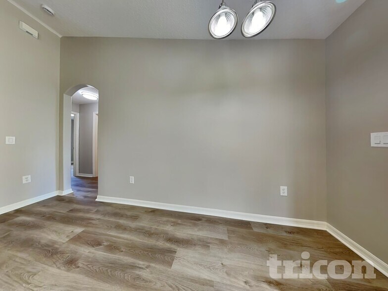 Building Photo - 54 Reidsville Dr