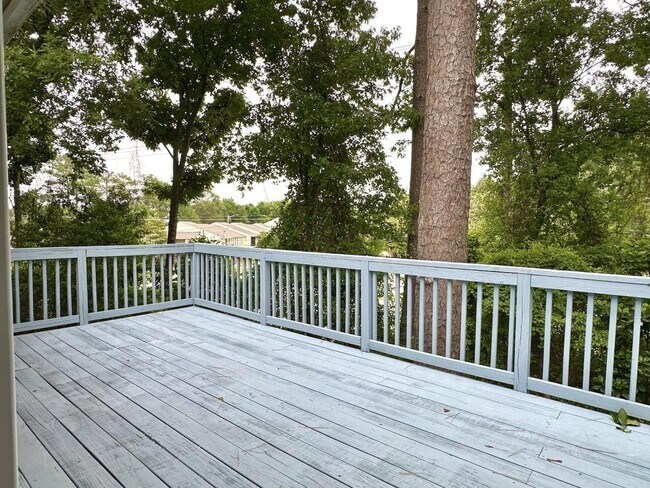 Building Photo - 103 Homeplace Ct