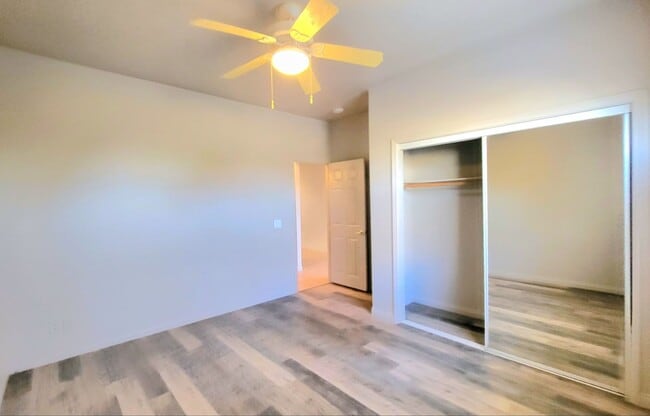 Building Photo - 1101 Bourbon St