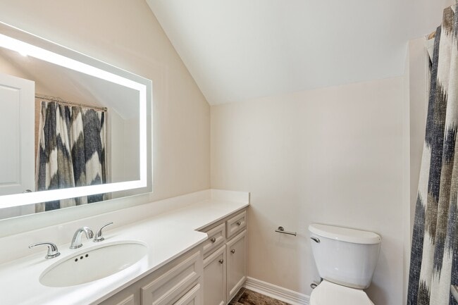 Building Photo - 3 Courtlandt Pl