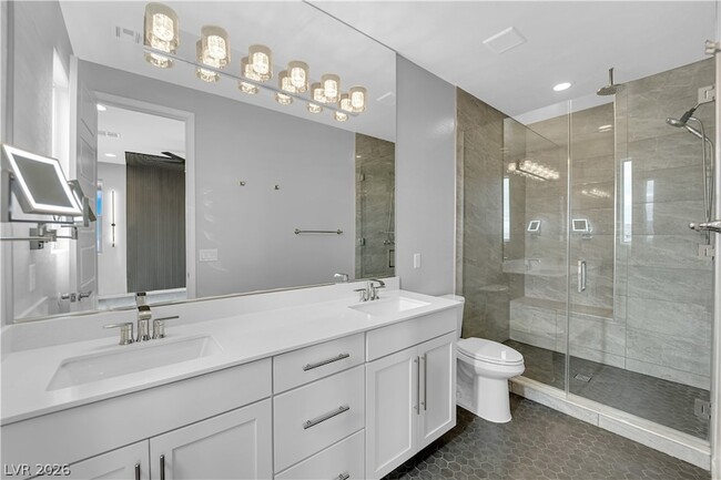 Building Photo - 11665 Redwood Mountain Ave