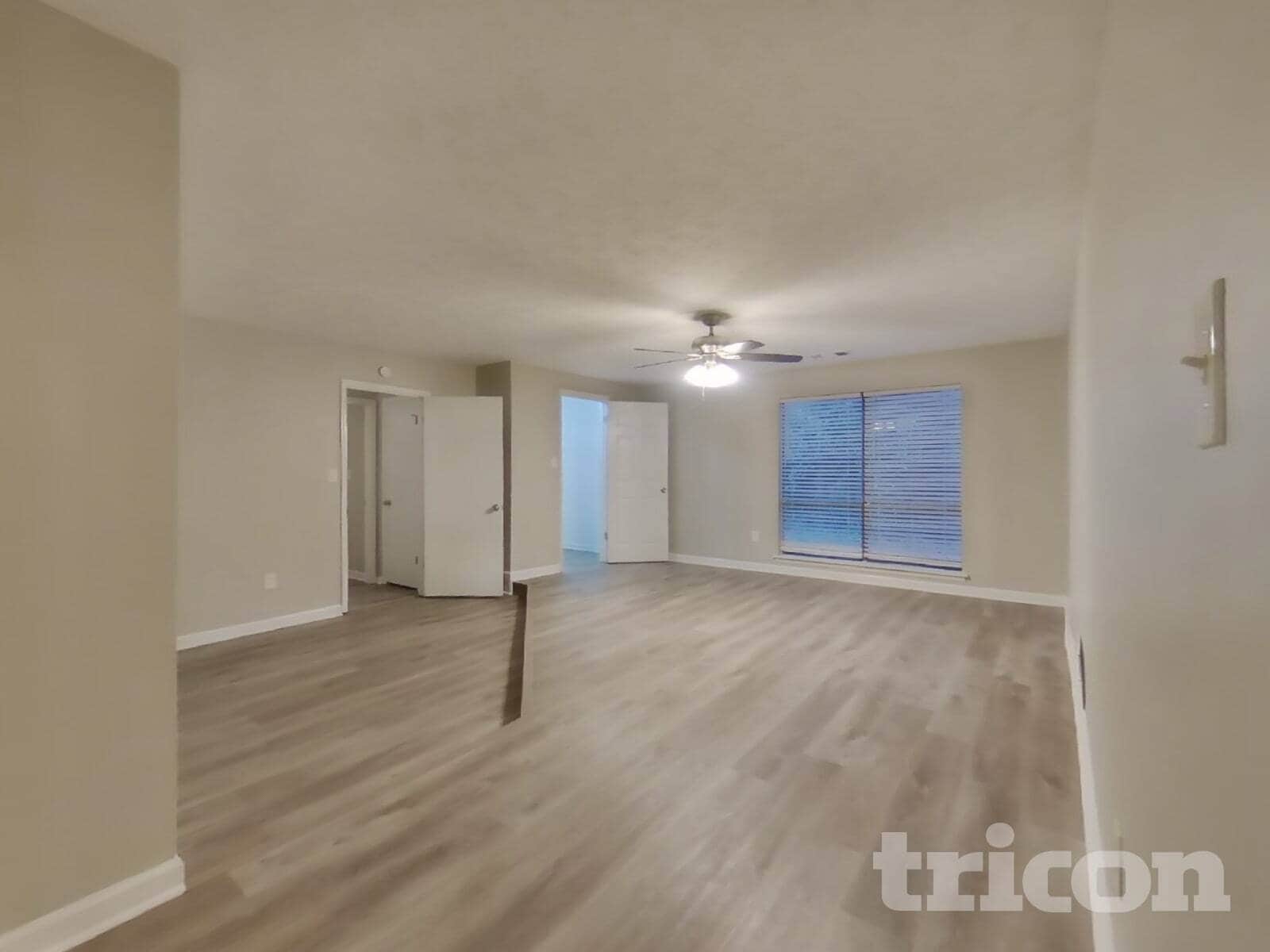 Building Photo - 1527 Flat Rock Rd