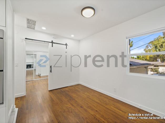 Building Photo - 4174 Vanetta Dr