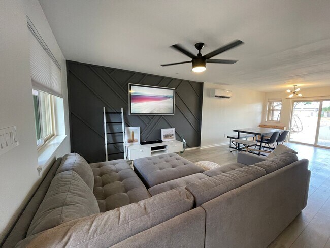 Primary Photo - Fully Furnished 3 Bedroom/2.5 Bath Kahoma ...