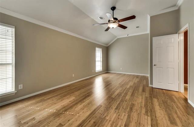 Building Photo - 5516 Longhorn Dr