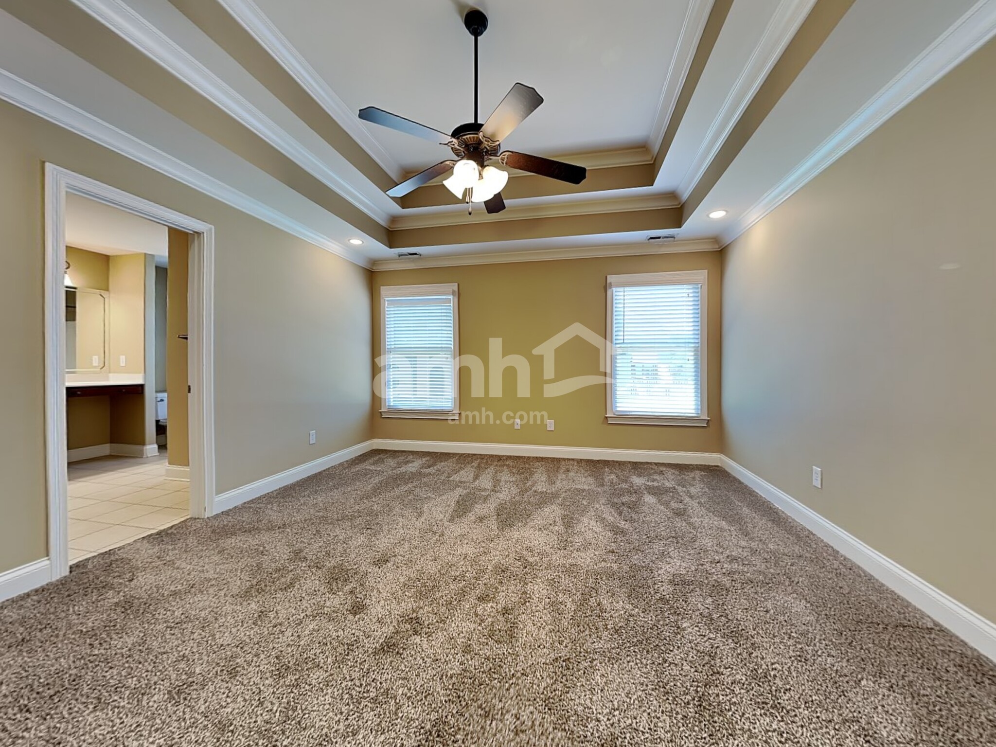 Building Photo - 7807 Chipmunk Ln