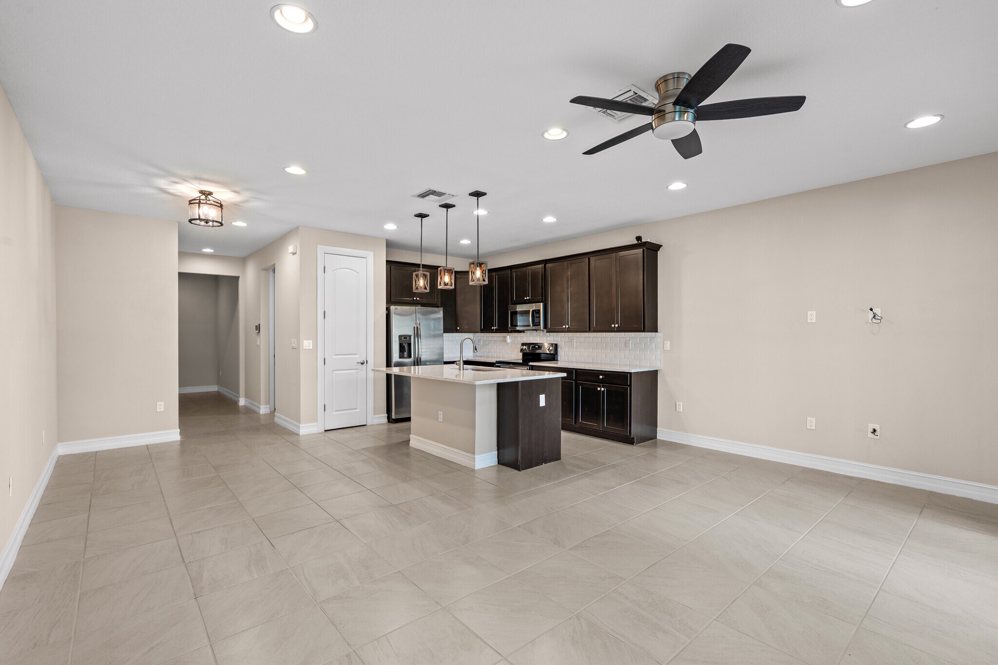 Building Photo - 10103 Akenside Dr