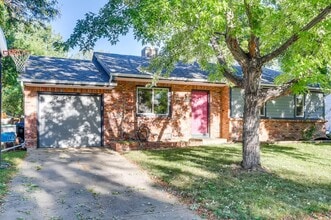 Building Photo - Bright & Cozy 3-Bedroom in the Heart of Longmont!