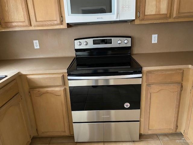 Building Photo - 16 Cervantes Ave