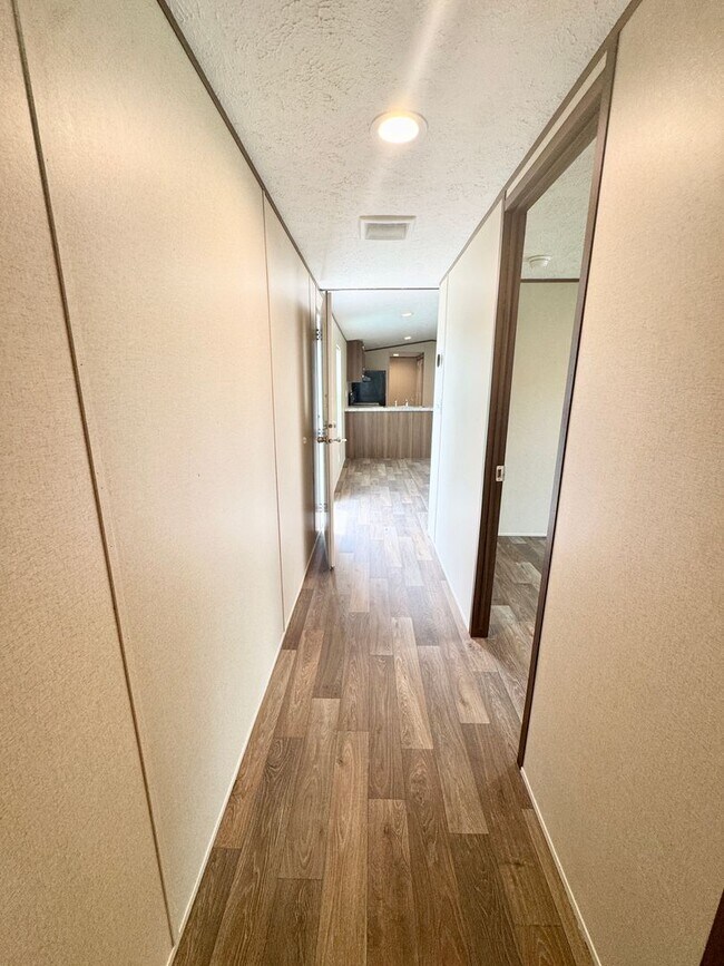 Building Photo - 3 Bedroom, 2 Bath in Aynor - off Edwards Rd!