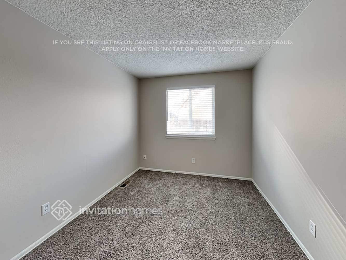 Building Photo - 4255 S Naples Way