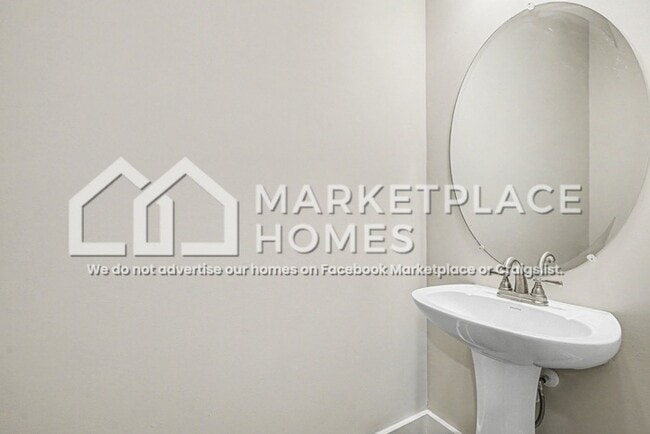 Building Photo - 723 Mitchell Bridge Rd