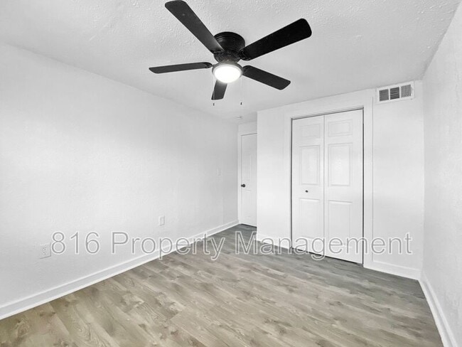 Building Photo - 4802 Locust Ave